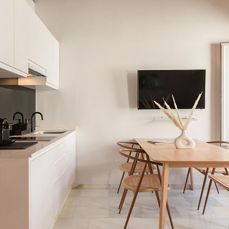 Isg Apartments Cuna Севилья Экстерьер фото