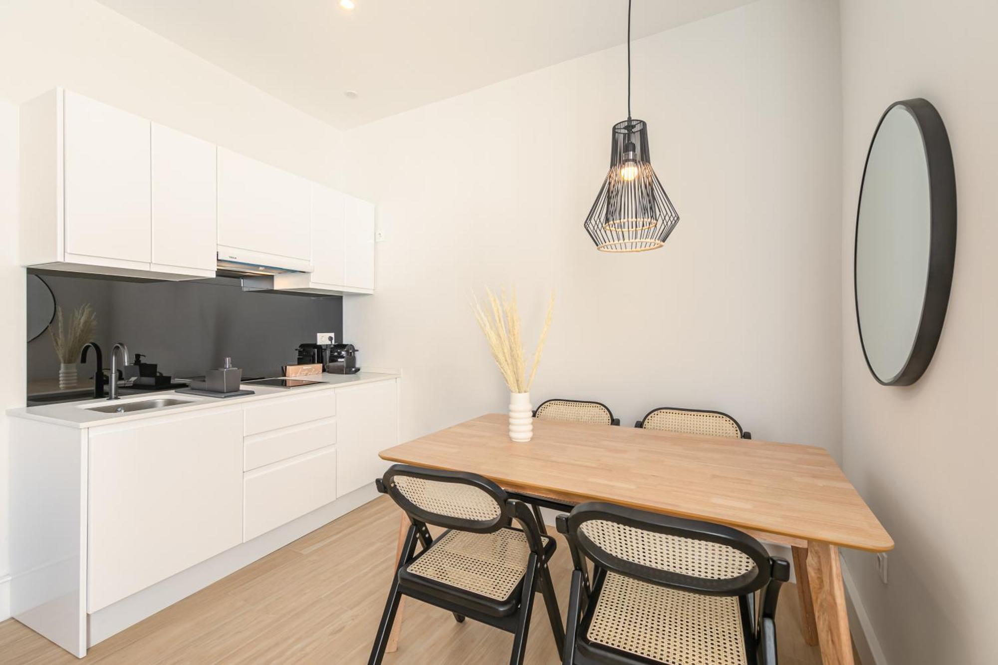 Isg Apartments Cuna Севилья Экстерьер фото