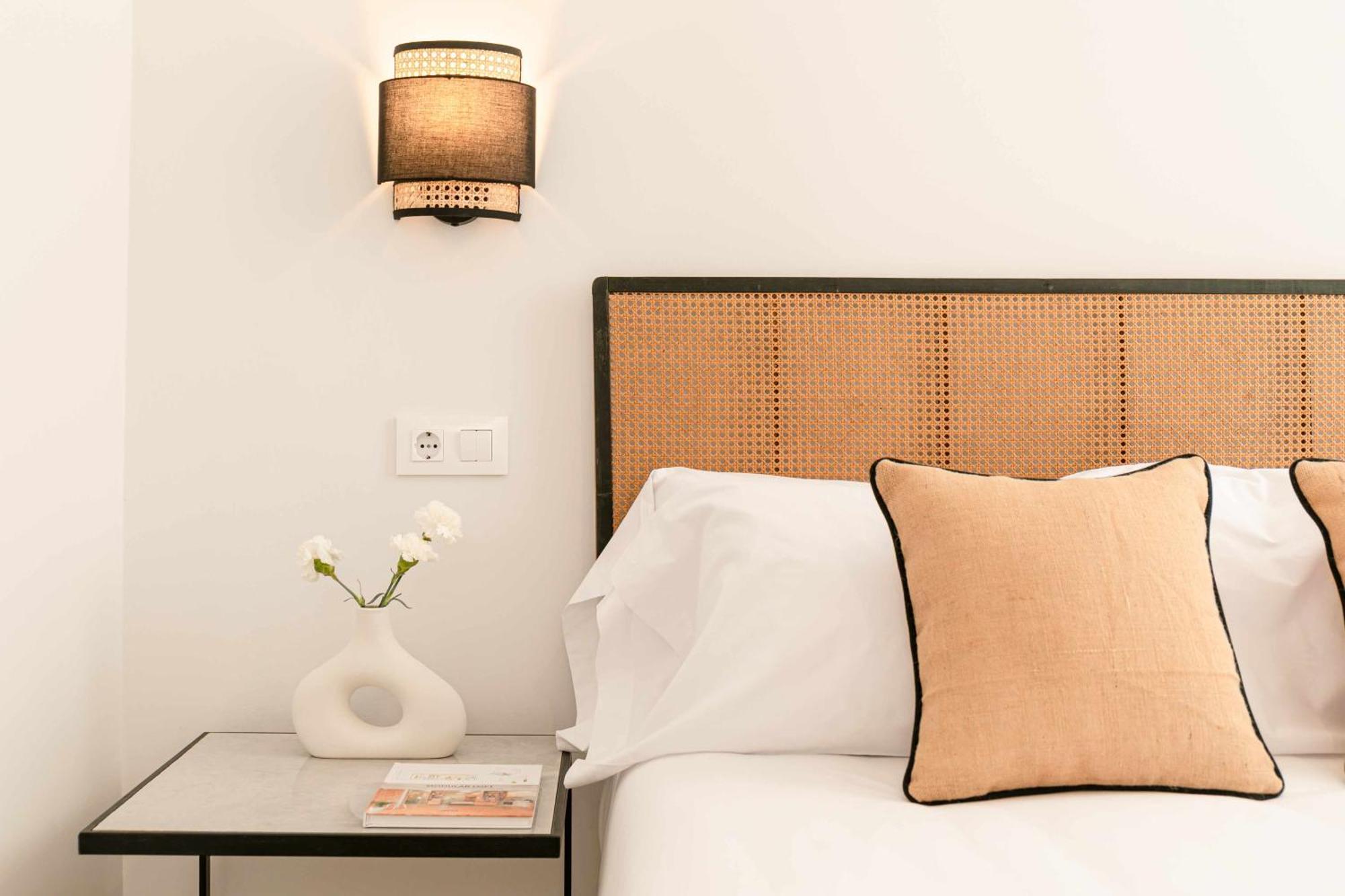 Isg Apartments Cuna Севилья Экстерьер фото