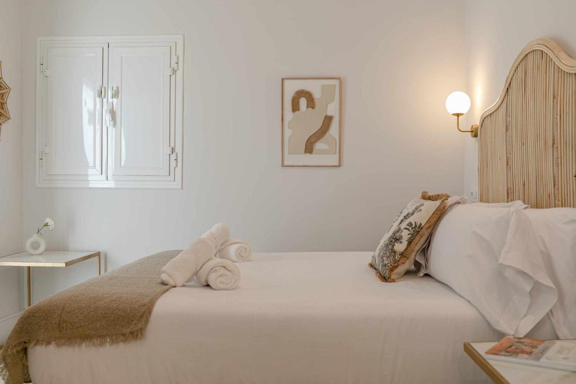 Isg Apartments Cuna Севилья Экстерьер фото