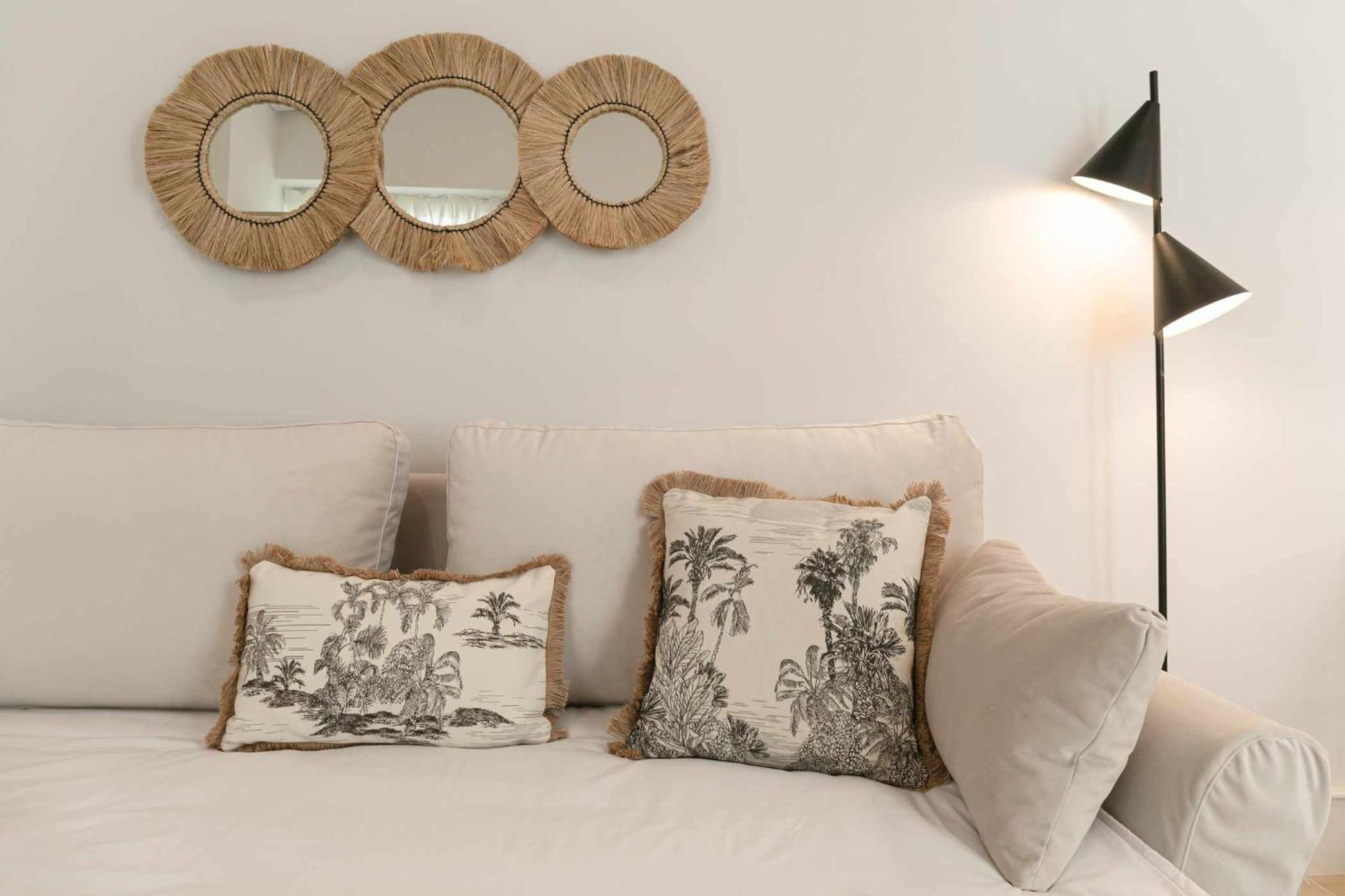 Isg Apartments Cuna Севилья Экстерьер фото